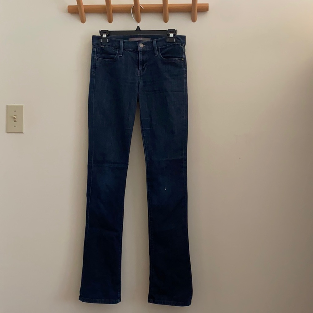 JOES JEANS DARK WASH STRAIGHT LEG JEANS!